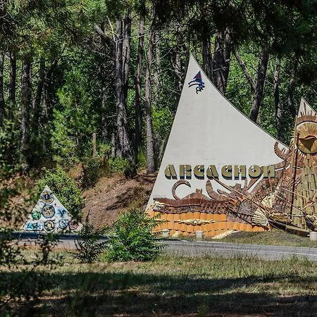 2 Chambres, Neuf, Au Coeur Du Moulleau, *