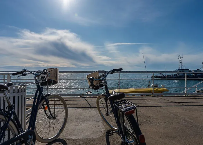 2 Chambres, Neuf, Au Coeur Du Moulleau, *
